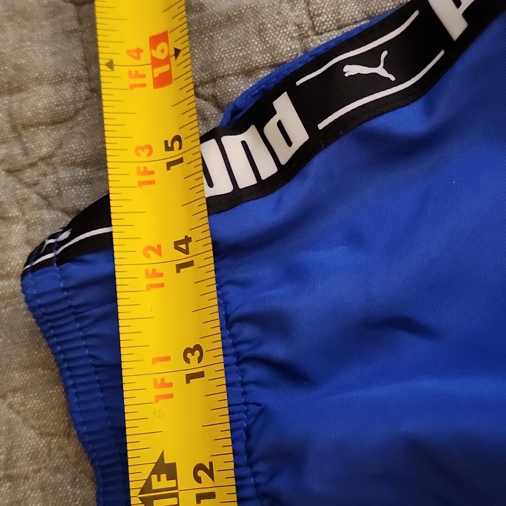Puma Swim Trunk Size Medium - Picture 6 of 9